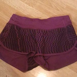 Lululemon speed up short 2.5